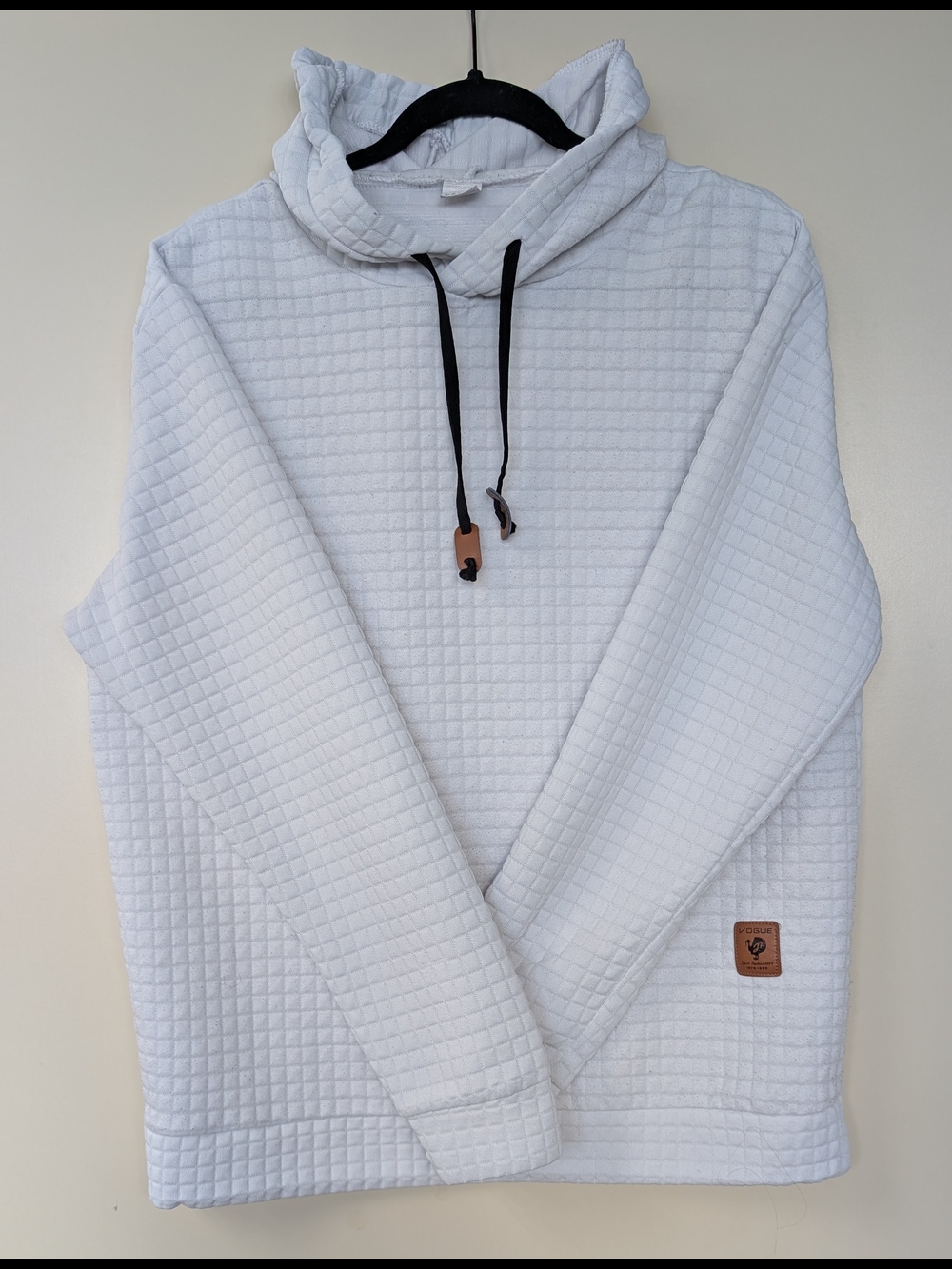 Minimalist Men’s Quilted Vogue White Pullover Hoodie L